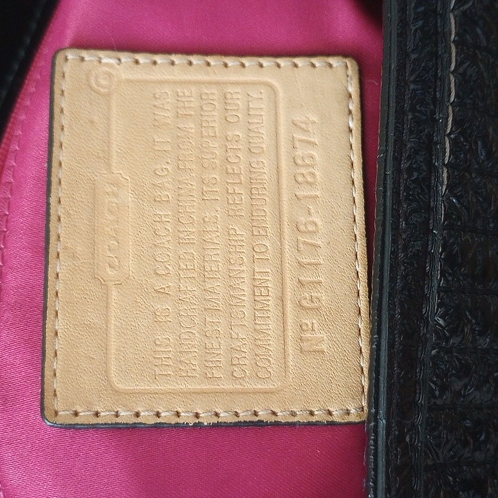 EUC Coach Poppy Daisy Patent Shoulder Bag - Picture 3 of 11